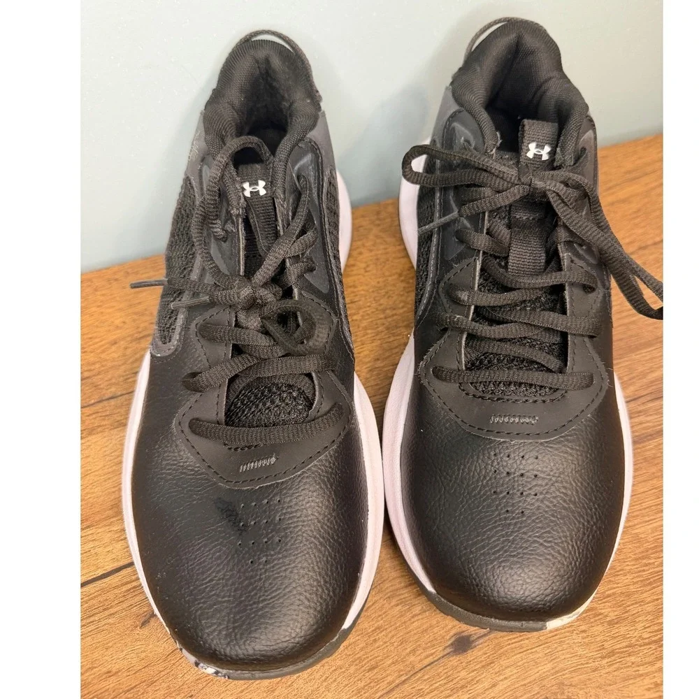 Under Armour‎ Lockdown 6 Basketball Shoes Black White Grey Size 5.5Y Sporty Gym